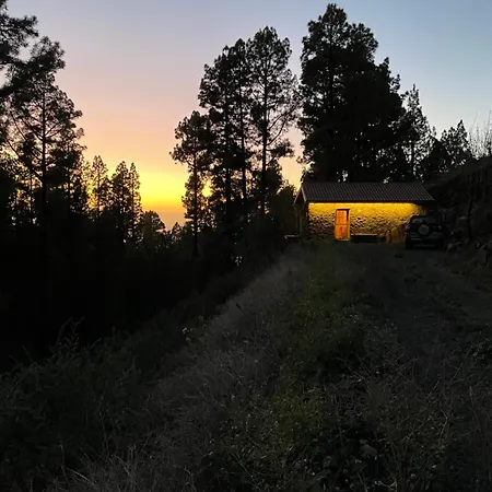 別荘 Bodega Linda *